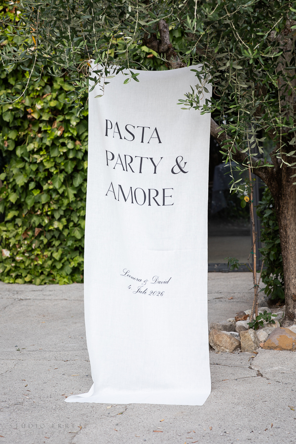 STUDIO ERREÀ Boutique Photography - Italy Destination Wedding - the first look
