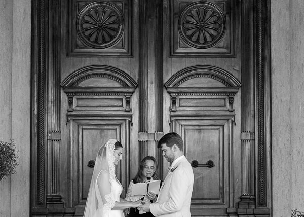 STUDIO ERREÀ Boutique Photography - Italy Destination Wedding - the first look