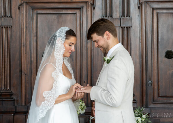 STUDIO ERREÀ Boutique Photography - Italy Destination Wedding - the first look