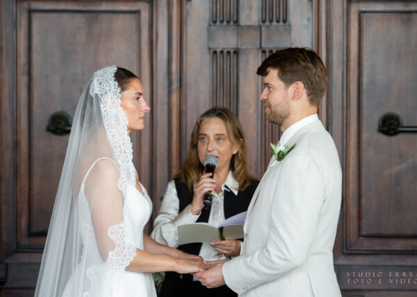 STUDIO ERREÀ Boutique Photography - Italy Destination Wedding - the first look